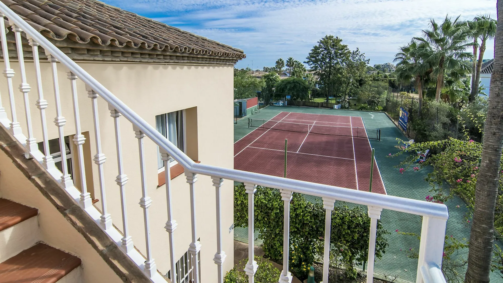 מארבלה Apartment Las Brisas Pueblo - Roomsevice ספרד